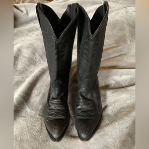 Vintage 1990’s Diamond J Women’s Cowboy Boots.  Purchased in Las Vegas in 1994.
